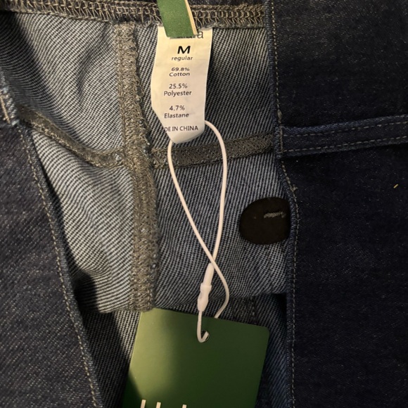 High Waisted Decorative Button Straight Leg Stretchy Casual Boyfriend Jeans - Picture 8 of 8